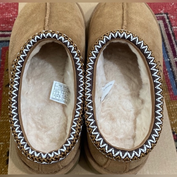 SOLD DO NOT BUY - UGG Tasman Slippers - Picture 2 of 4